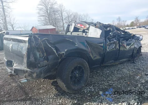 2016 Ram 1500 Express z USA, uszkodzony, nr VIN 1C6RR6FT0GS142095